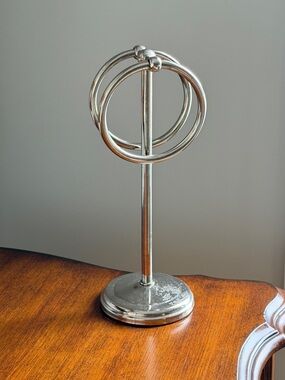 Vintage Chrome Double Ring Standing Hand Towel Holder